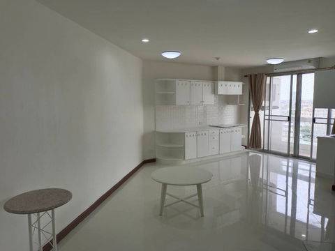 ให้เช่า  ห้องคอนโด  1 ห้องนอน ที่ คอนโด เซ็นทรัลซิตี นอธ-เซาท์, เดิน 2 นาทีจาก ห้าง Central บางนา