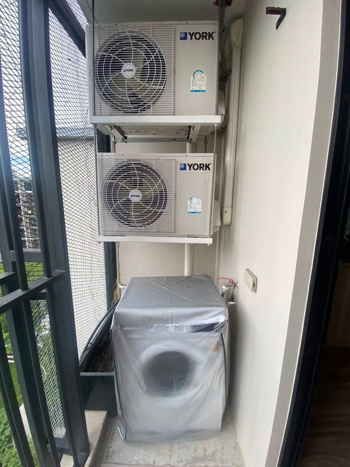 picture R2578 Blossom Condo Sathon-Charoen Rat For rent - 9/14