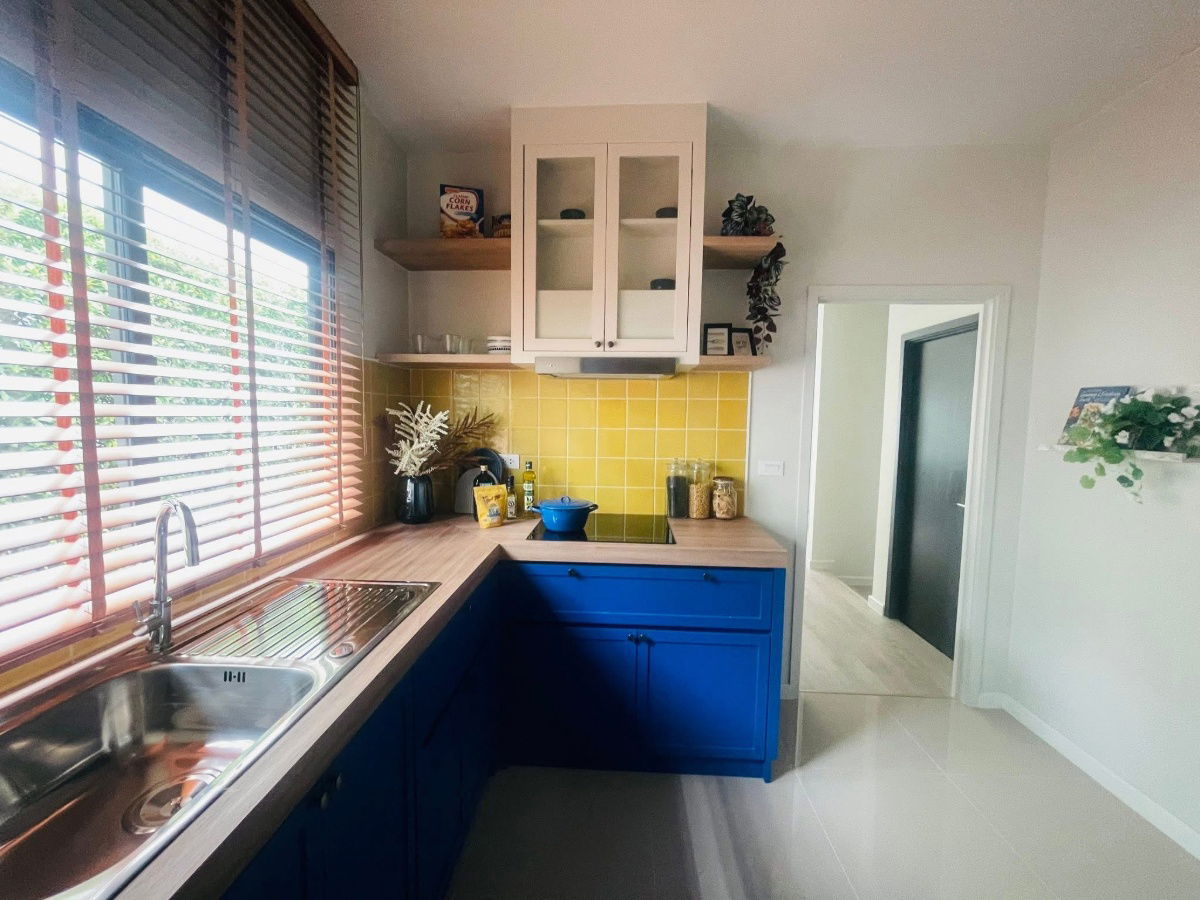 รูป 🏡  ขายบ้านตัวอย่างตกแต่งครบ พร้อมเฟอร์นิเจอร์! อณาสิริ พระราม 2 | แปลงสวยใกล้คลับเฮาส์ บ้านเลขที่ 1199/4 ราคาพิเศษสุด 🏡  - รูปที่ 6/9