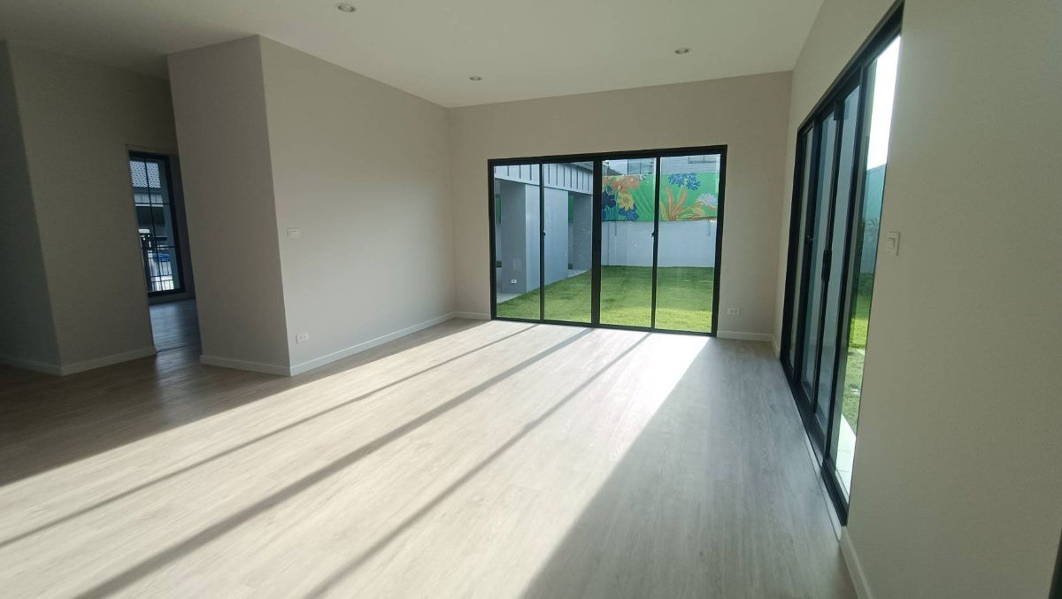 picture 🏡✨ Single House for Sale   Saransiri Thian Thale 30 Project | Magaret 📍 House No. 8/57 lot with ample yard space and privacy - 9/23