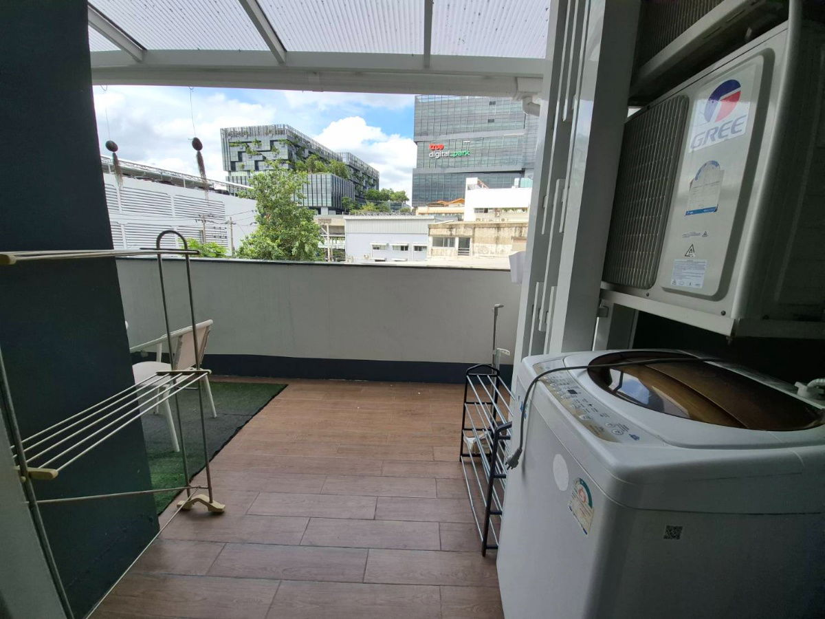 picture 14,000 baht/month 1/1 bed LeCrique condo Sukhumvit 64/2 BTS Punnawithi - 13/15
