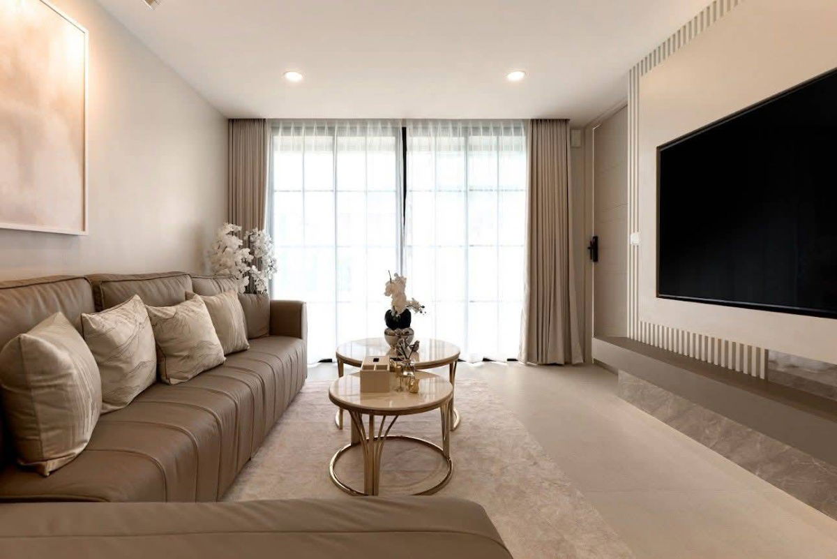 รูป ขาย Luxury Pool Villa สุดหรู ใจกลางเมืองเชียงใหม่ (แม่เหียะ) บ้านเดี่ยวพร้อมสระว่ายน้ำ แต่งครบ พร้อมเข้าอยู่! T.094-6511456 - รูปที่ 22/48