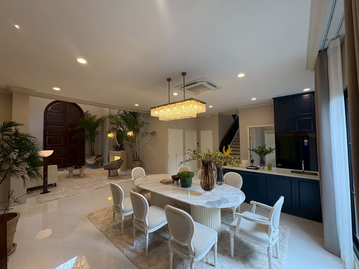 picture ✨ Luxury Fully-Furnished Home  4Bedroom 5Bathroom 6Parking*   Special Price 50 MB* - 7/9