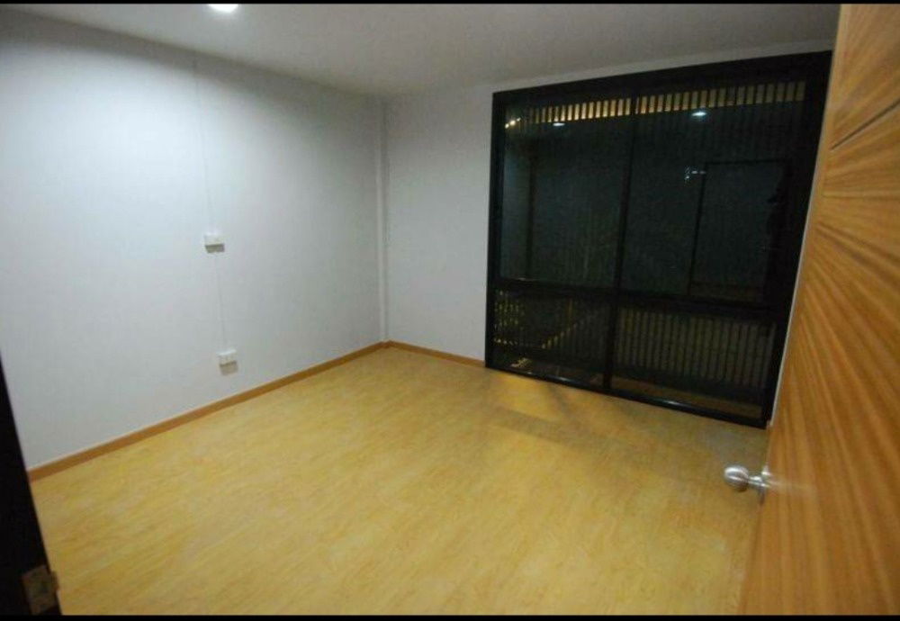 รูป ให้เช่าโฮมออฟฟิศ โชคชัย 4 ลาดพร้าว กรุงเทพมหานคร BRE25520 - รูปที่ 12/12