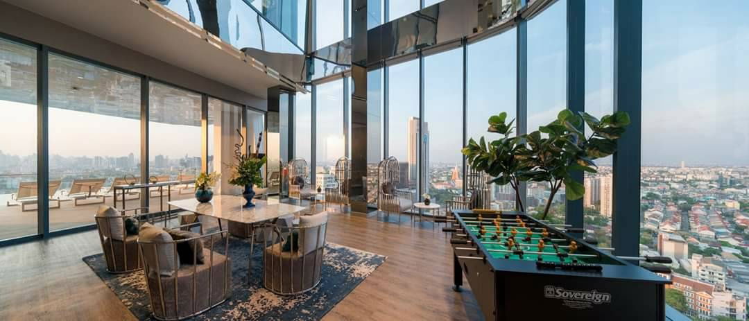 picture 🔥For rent🔥 Newly unit on 25th floor with king size bed at Ideo Mobi Sukhumvit 66 - 15/18