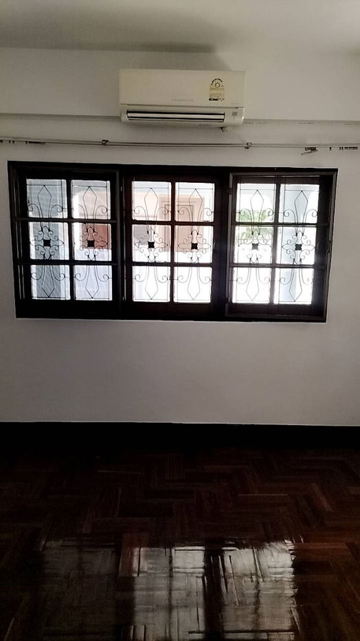 รูป ให้เช่า บ้านเดี่ยว 2 ชั้น 150 ตรว. สวย ๆ บรรยากาศร่มรื่น หลังบ้านติดทะเลสาป อยู่ ใกล้ BIG C แจ้งวัฒนะ - รูปที่ 20/37
