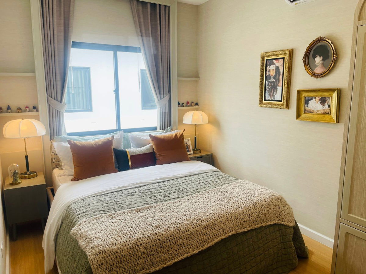 รูป 🏡  ขายบ้านตัวอย่างตกแต่งครบ พร้อมเฟอร์นิเจอร์! สิริเพลส พระราม 2 | แปลงสวยใกล้คลับเฮาส์ บ้านเลขที่ 1111/2 ราคาพิเศษสุด 🏡  - รูปที่ 6/7