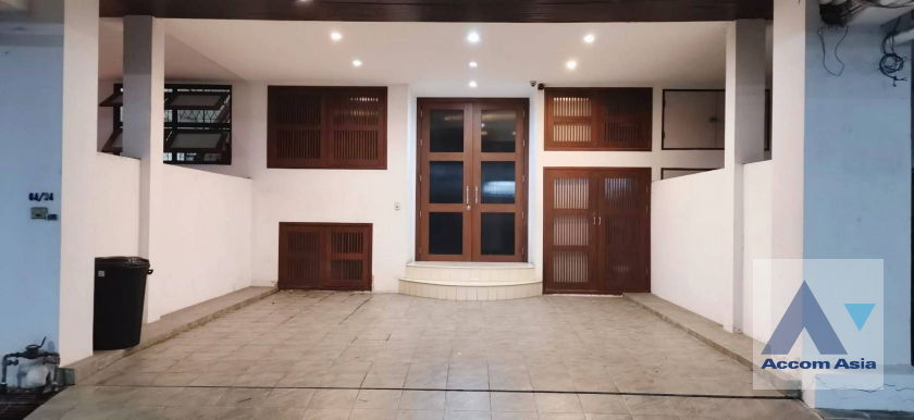 รูป 🔼🔽 AccomA 📩 Pet friendly 4 BR Townhouse @Lotus Point Ekkamai (AA22196) - รูปที่ 17/20