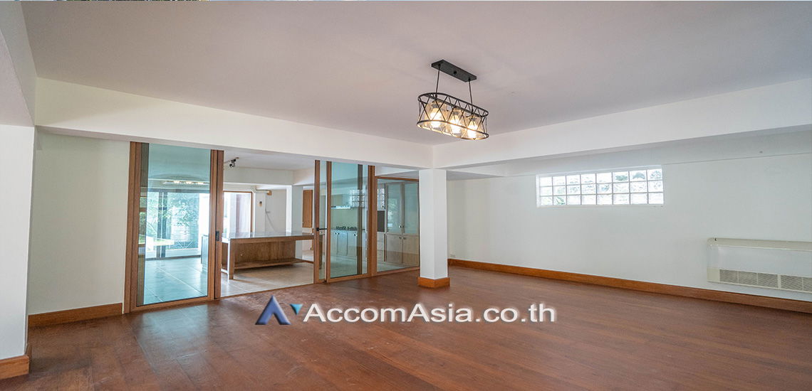 picture 🔼🔽 AccomA 📩 Pet friendly,Home Office,Private Swimming Pool 5 BR House in  (90257) - 14/20