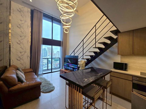 Available, Ready to move-in📣Duplex 1 bed 1 bath at🏙️The Lofts Silom only 32k/mo🔥Call 093 054 7992 Jay