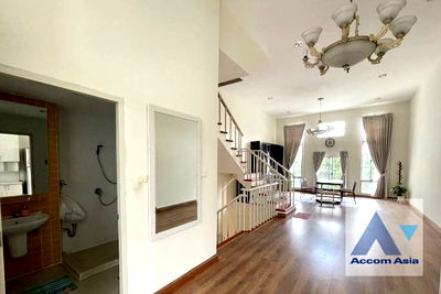 เช่าบ้านเดี่ยว ถนนราษฎร์บูรณะ : 🔼🔽 AccomA 📩 Newly renovated 4 BR House @Baan Klang Krung Sathorn-Nuea Tai (AA43639)