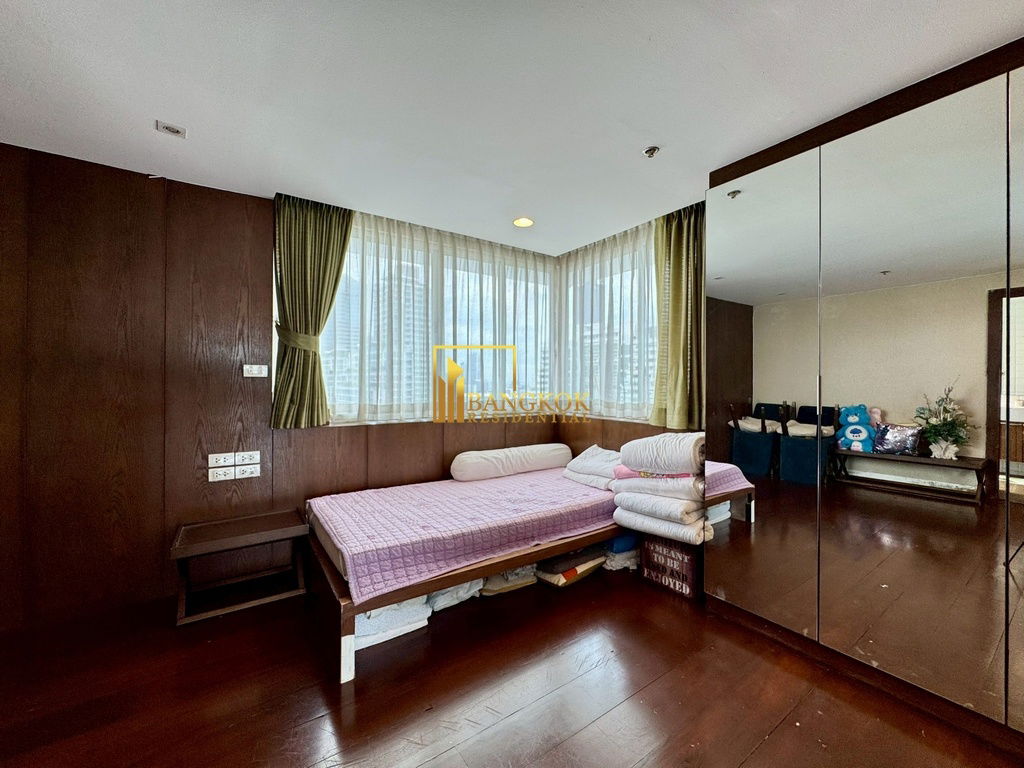 รูป Baan Prompong - Spacious 3 Bedroom Duplex Penthouse - BR60383CD - รูปที่ 18/52