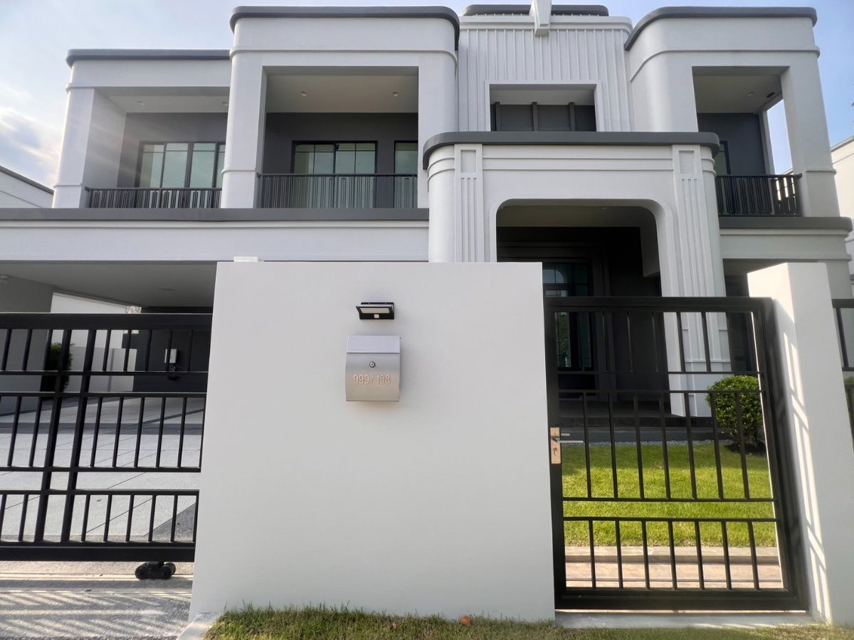 picture  First time experiencing a Modern Art Deco style house from Sansiri. - 1/6