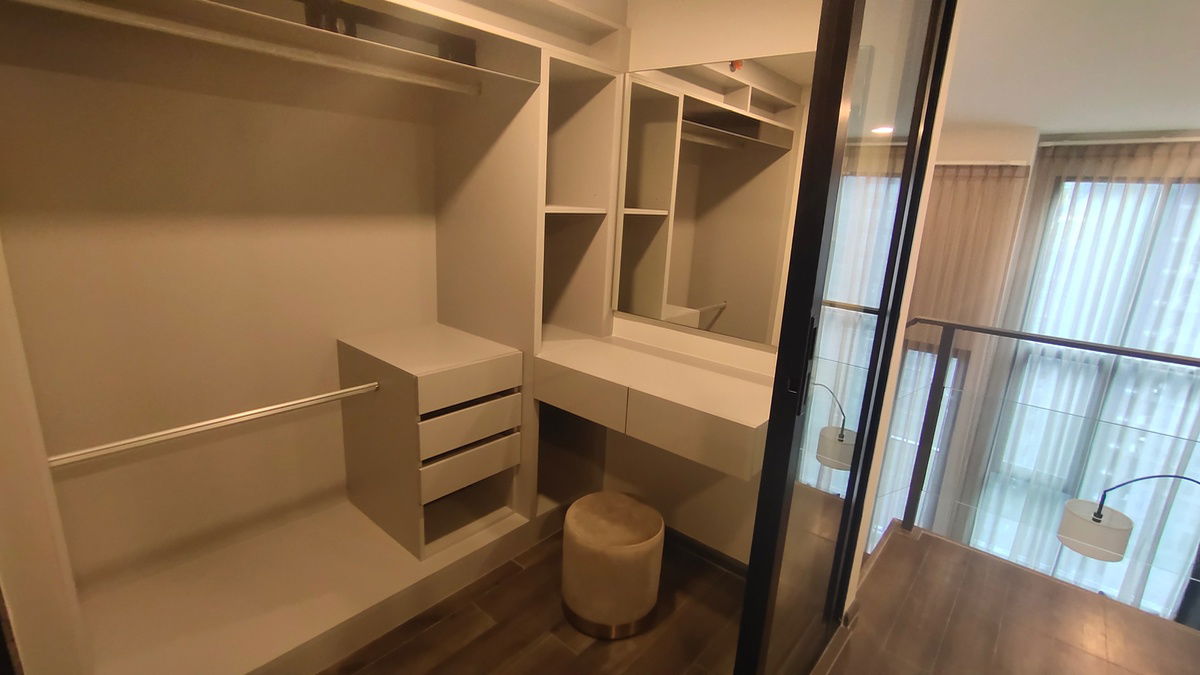 รูป 	🌟 Knightsbridge Duplex พระราม 9 – วิวสวย เพดานสูง ใจกลางเมือง! - รูปที่ 15/21