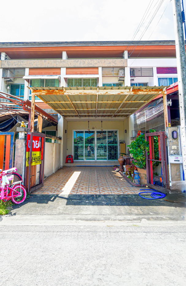 รูป ขายทาวน์เฮ้าส์2ชั้น ใกล้BTSเพียง500 เมตร รามอินทรา8แยก6-2 - รูปที่ 1/22