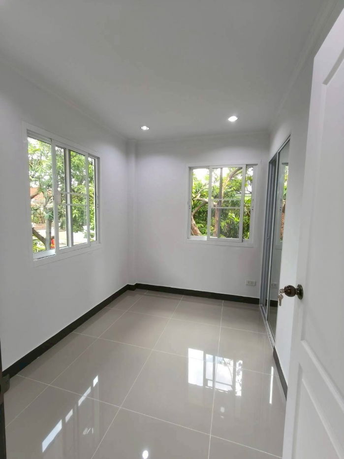 รูป S2926 ขายบ้านเดี่ยว Neighborhome วัชรพล สุขาภิบาล 5 รีโนเวทใหม่ (หลังมุม ) - รูปที่ 9/11