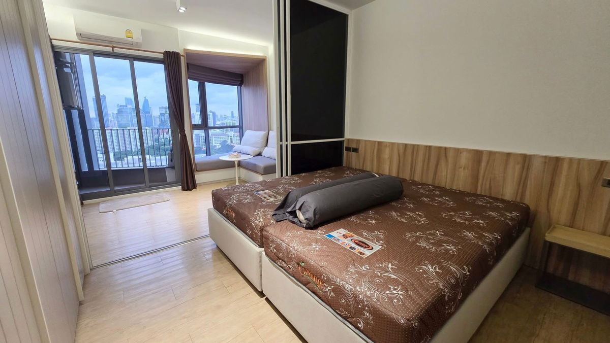 รูป #R5545 🎉 050868 ให้เช่าคอนโด Triple Y Residence Chula-Samyan - รูปที่ 2/9