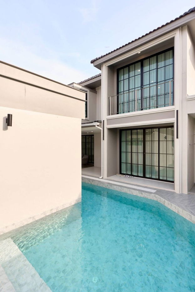 รูป ขาย Luxury Pool Villa สุดหรู ใจกลางเมืองเชียงใหม่ (แม่เหียะ) บ้านเดี่ยวพร้อมสระว่ายน้ำ แต่งครบ พร้อมเข้าอยู่! T.094-6511456 - รูปที่ 15/48