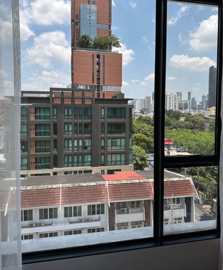 picture IDEO Mobi Sukhumvit                   40 - 10/11