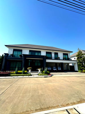 ขายบ้านเดี่ยว : ขายบ้านตัวอย่าง โครงการเศรษฐสิริ ราชพฤกษ์ สาย1