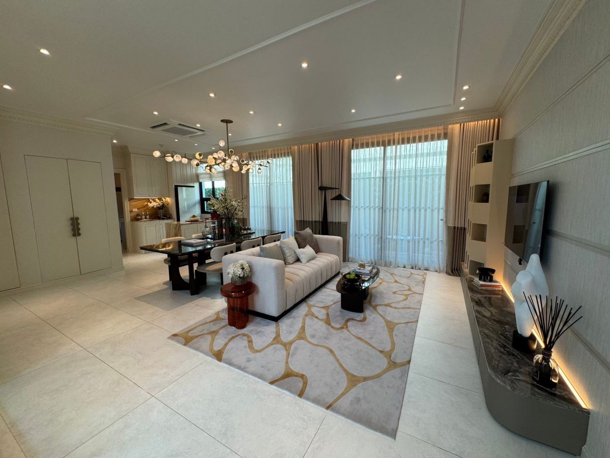 picture 🌟 Private Luxury Living  Narinsiri Krungthep Kreetha —Fully furnished, move-in ready home 4 bedrooms | 5 bathrooms   70MB* - 3/8