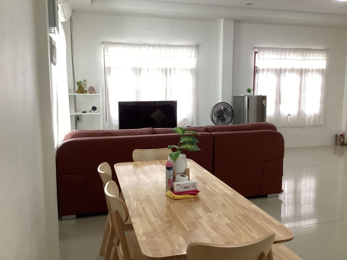 รูป บ้านเช่าเดี่ยว สไตล์รีสอร์ท พัทยา รับสัตว์เลี้ยง - รูปที่ 4/9