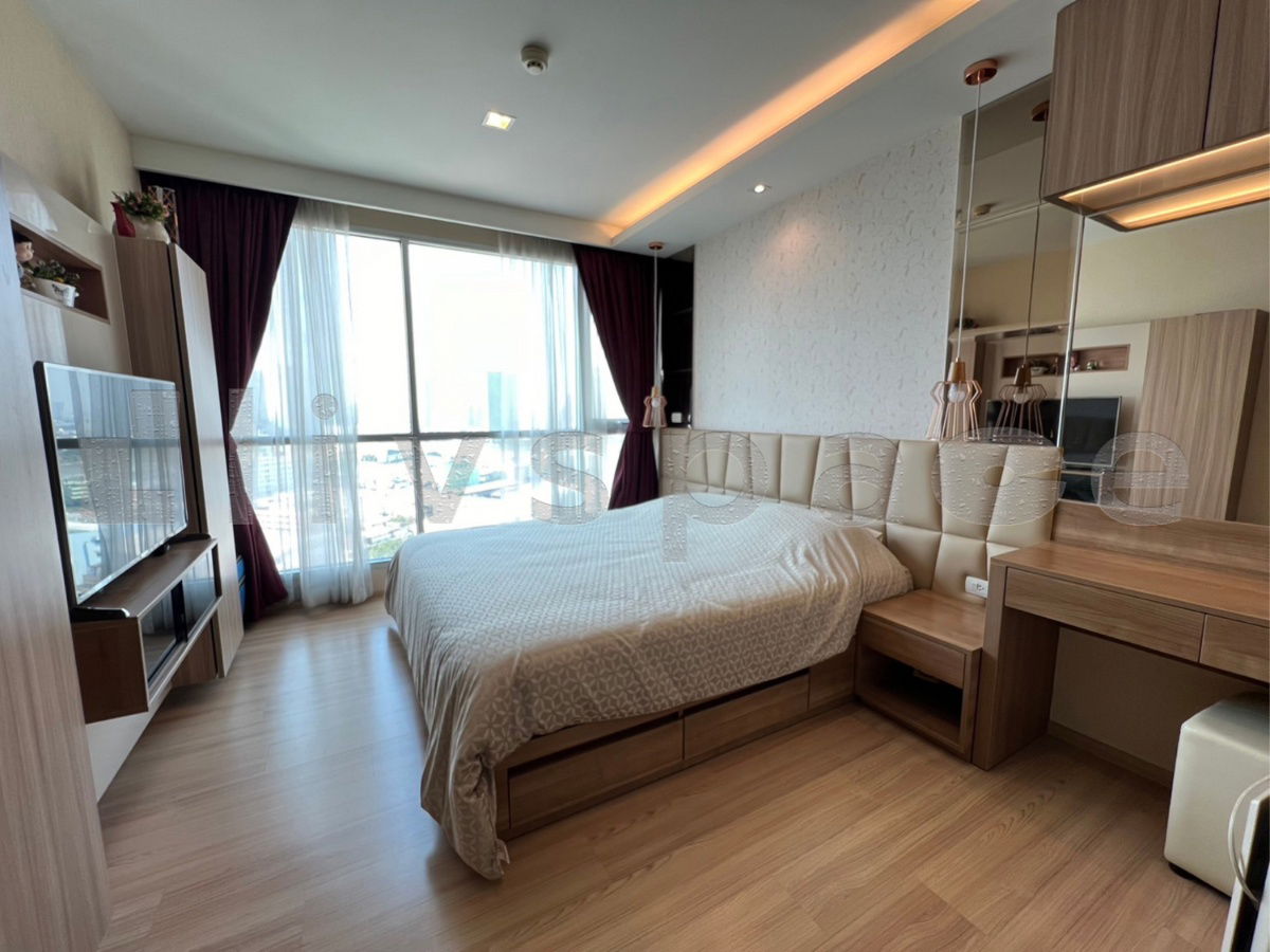รูป [L250729053] สำหรับเช่า Rhythm Sathorn 21 |  2 ห้องนอน | ขนาด 67 ตร.ม. | ราคาพิเศษ | พร้อมเข้าอยู่ - รูปที่ 2/8