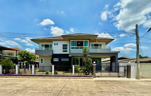 ขายบ้านเดี่ยวหลังใหญ่ 2 ชั้น ห้องมุม หมู่บ้านสวนดอกไม้ บรมราชชนนี 105