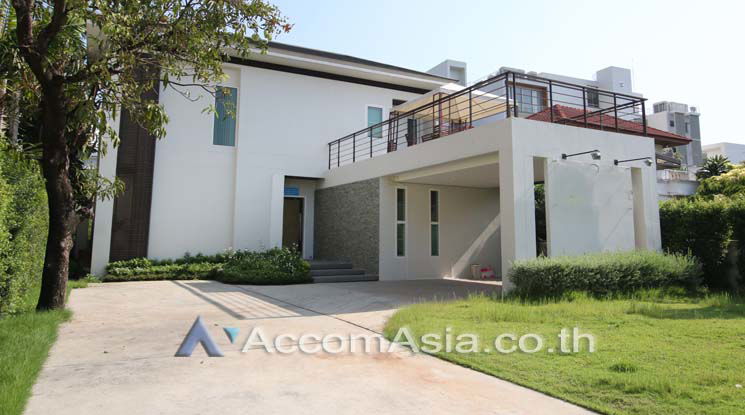 รูป 🔼🔽 AccomA 📩 Home Office,Private Swimming Pool 3 BR House in Khlong Ton Nuea (2320963) - รูปที่ 7/7