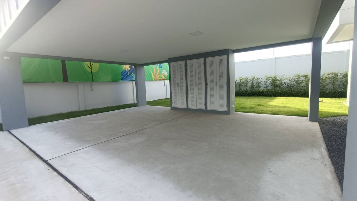 picture 🏡✨ Single House for Sale – Spacious & Functional!   Saransiri Thian Thale 30 Project | Magaret 📍 House No. 8/56lot with ample yard space and privacy - 4/24