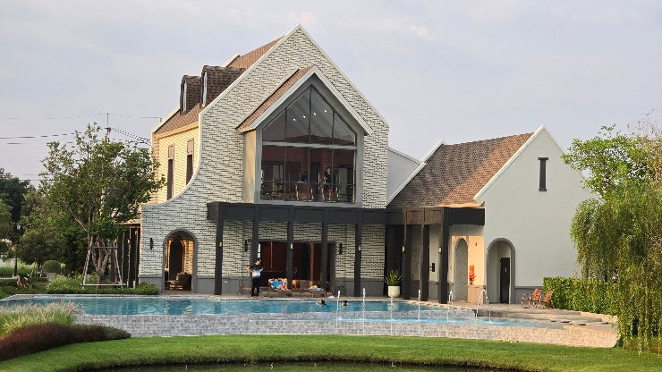 picture 🔥Sale‼️

Single House No. 8/64 at Saransiri Thientalay 30
Modern Farmhouse Style in a prime location near the heart of the city - 1/20