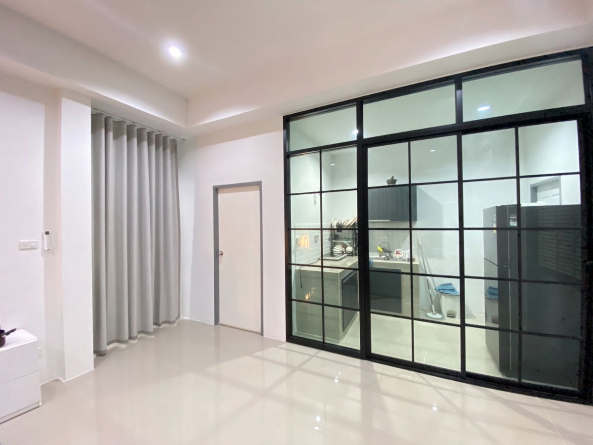 รูป ให้เช่าบ้านเดี่ยวใกล้อุสาหรรม WHA Rayong 36 - รูปที่ 2/11