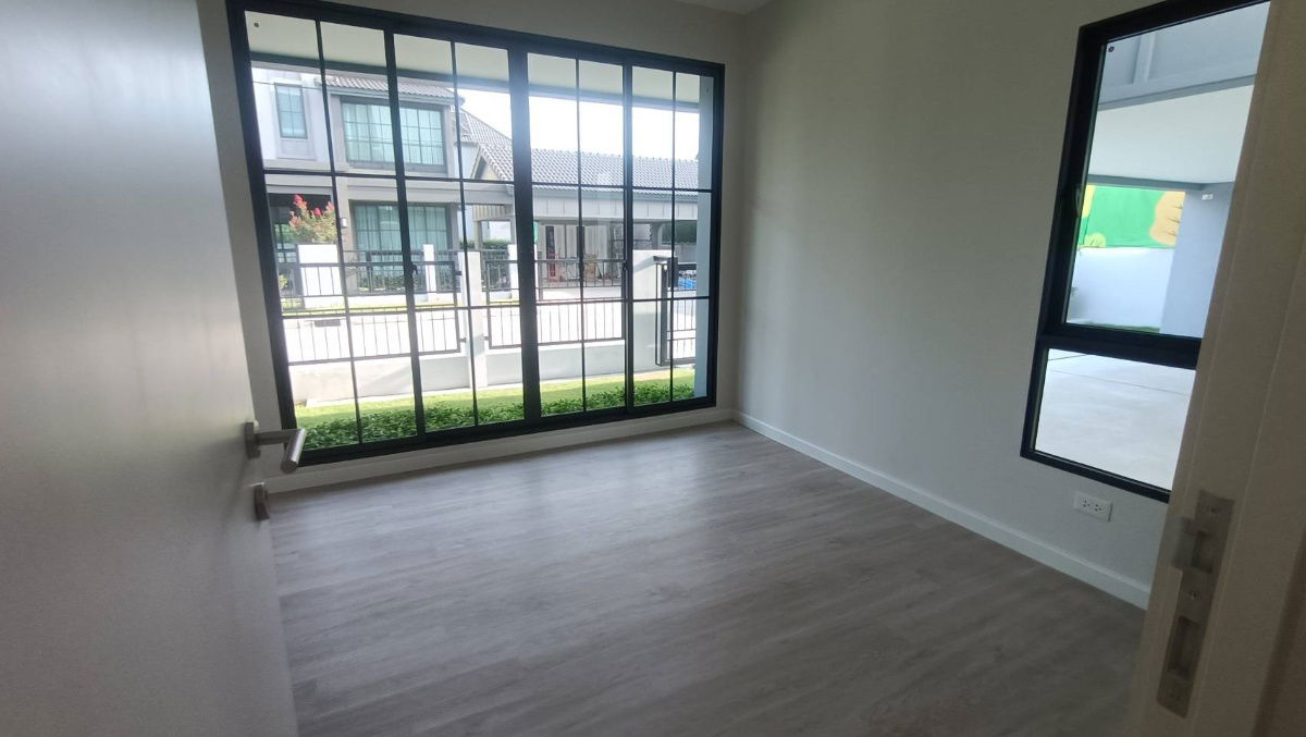 picture 🏡✨ Single House for Sale – Spacious & Functional!   Saransiri Thian Thale 30 Project | Magaret 📍 House No. 8/56lot with ample yard space and privacy - 8/24