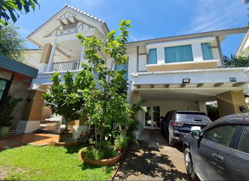 Luxury Detached House for Sale in the Prestigious Laddarom Ratchaphruek - Rattanathibet 2 Project,  Move-in Ready