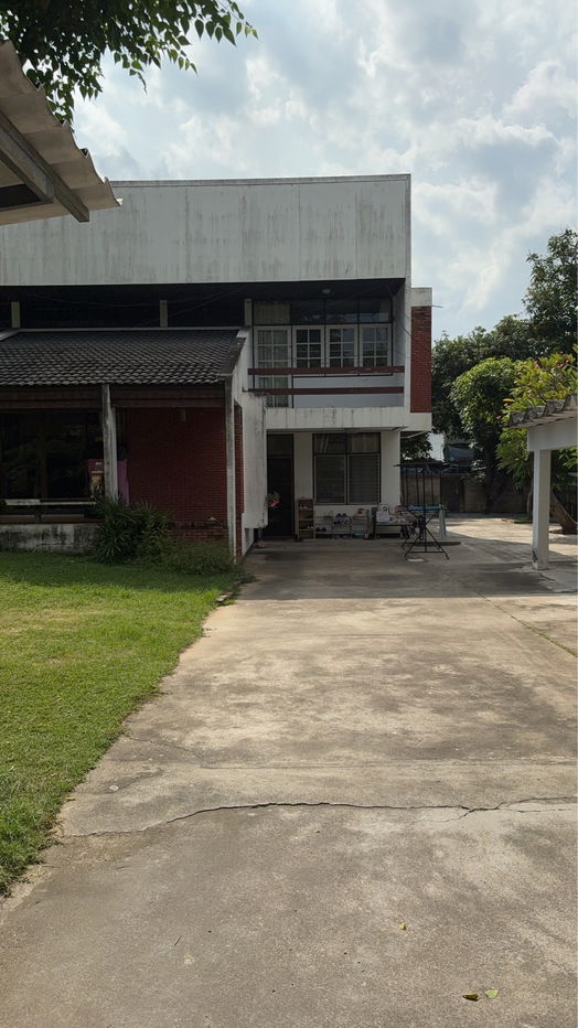 picture House for sales Ekkachai soi 16 - 2/15
