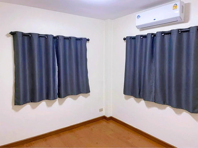 picture Lad Sawai Central Market 2.4 km Two-story semi-detached house for rent 40sq.wa. 314sq.m. along Lamlu - 5/8
