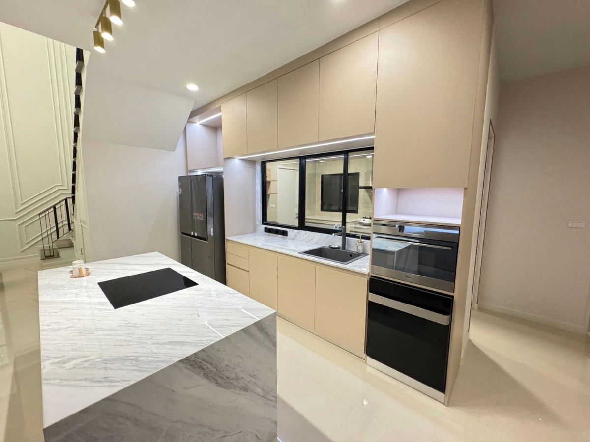 picture Single house for rent, Burasiri Panya Indra, beautiful, luxurious,Pet-friendly, ready to move in HSW0004 - 19/21