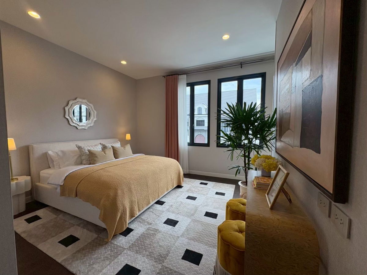 picture ✨ Luxury Fully-Furnished Home  4Bedroom 5Bathroom 6Parking*   Special Price 50 MB* - 3/9