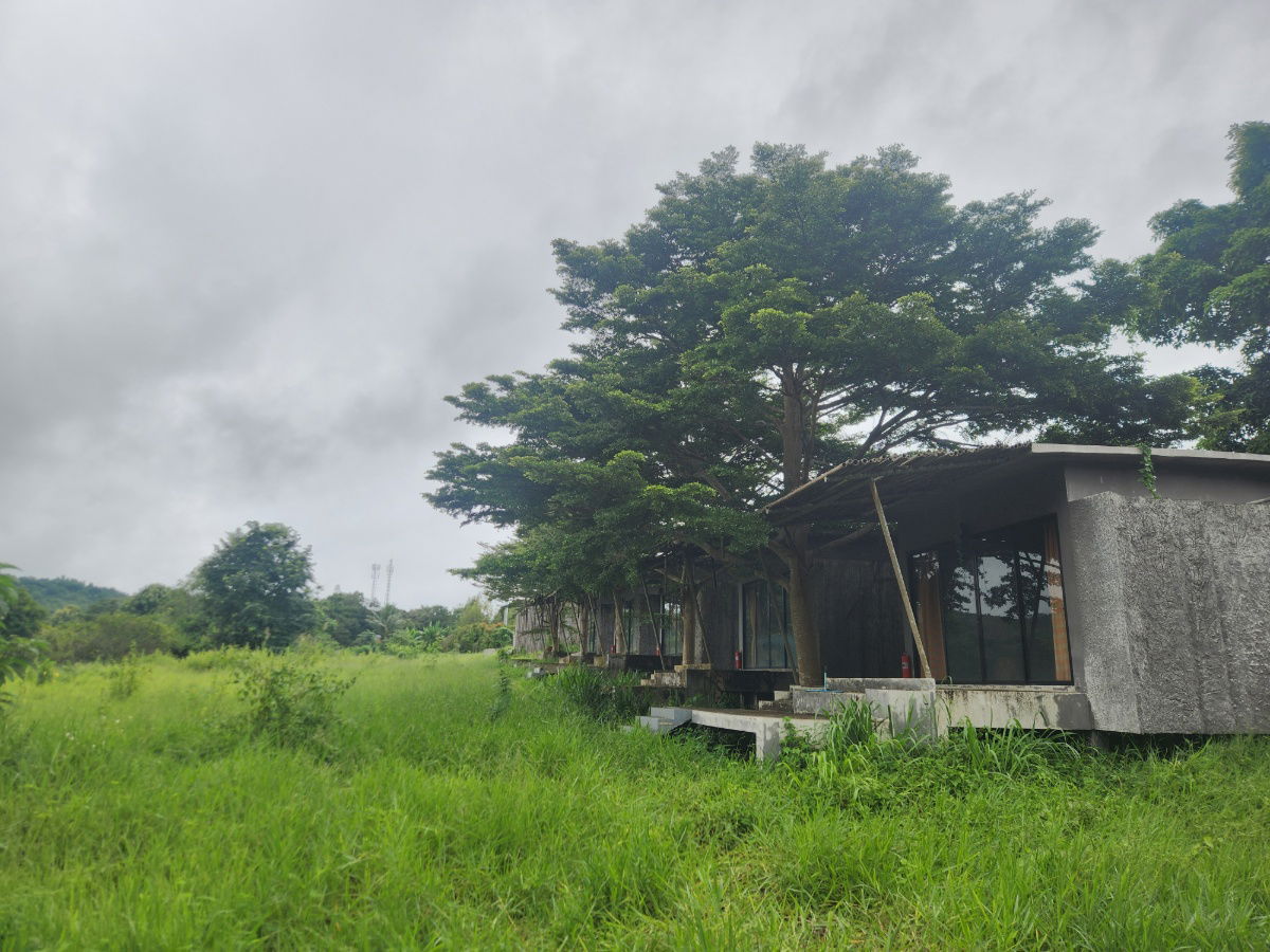 picture Resort for Sale in Khao Kho, Phetchabun On over 12 rai of titled land with panoramic windmill views, - 15/24