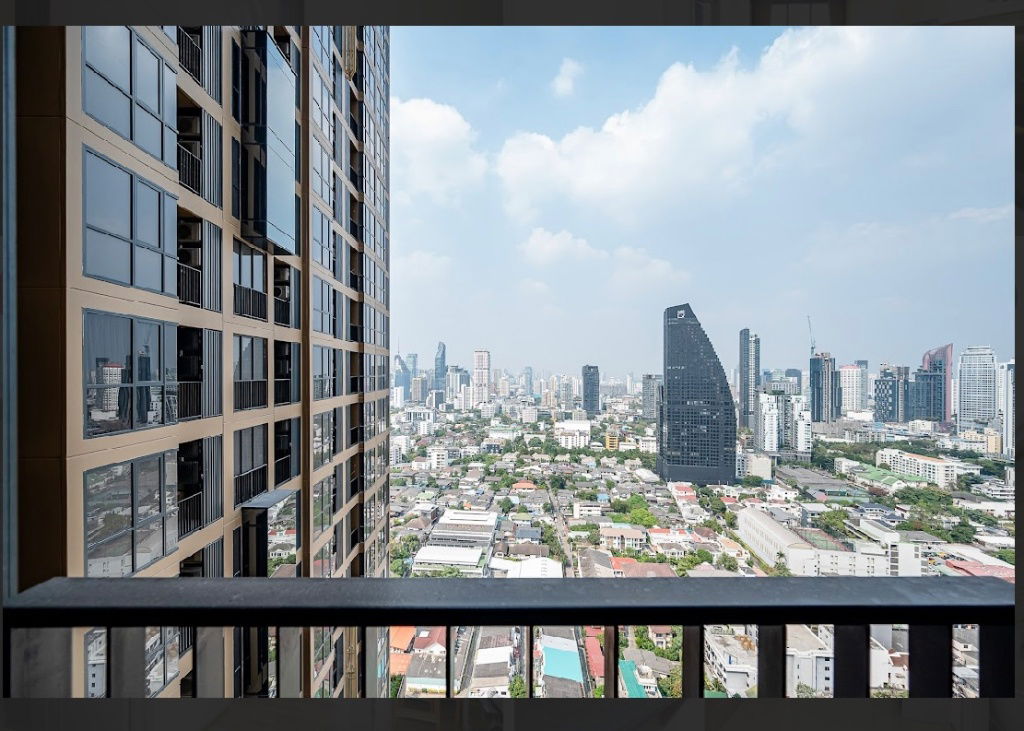 picture For rent : Oka Haus Sukhumvit 36, Shuttle service to Thonglor Station, Rent 21,000 Baht / Month, Negotiable. - 22/22