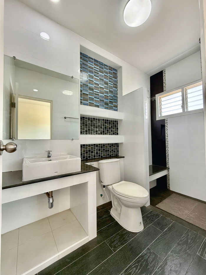รูป ขายบ้านเดี่ยวหลังใหญ่ 2 ชั้น ห้องมุม หมู่บ้านสวนดอกไม้ บรมราชชนนี 105 - รูปที่ 47/57