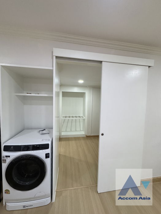 picture 🔼🔽 AccomA 📩  2 BR Condominium @Baan Suan Petch (AA44390) - 4/16