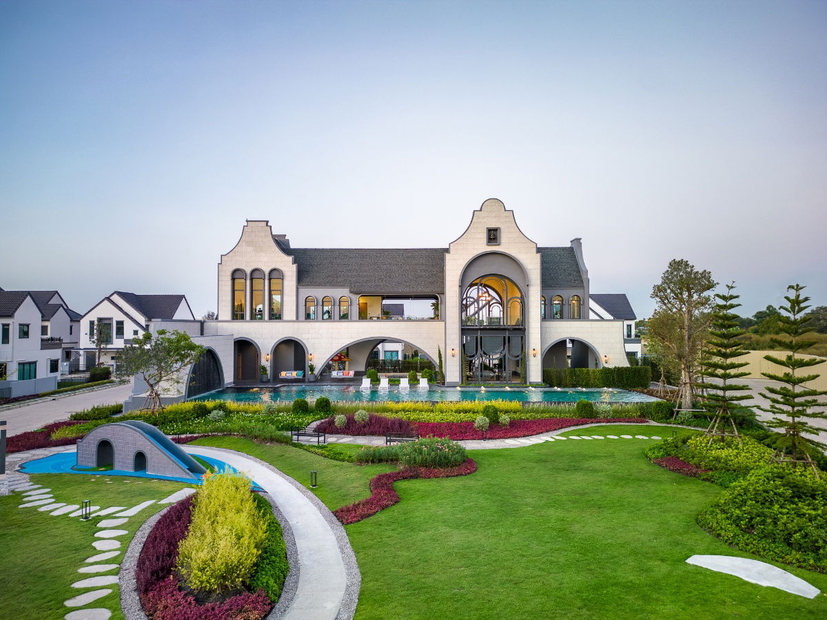picture For Sale: Detached House at “Saransiri Bangna” – Freesia Model | Brand New, Ready to Transfer from Developer  - 2/20