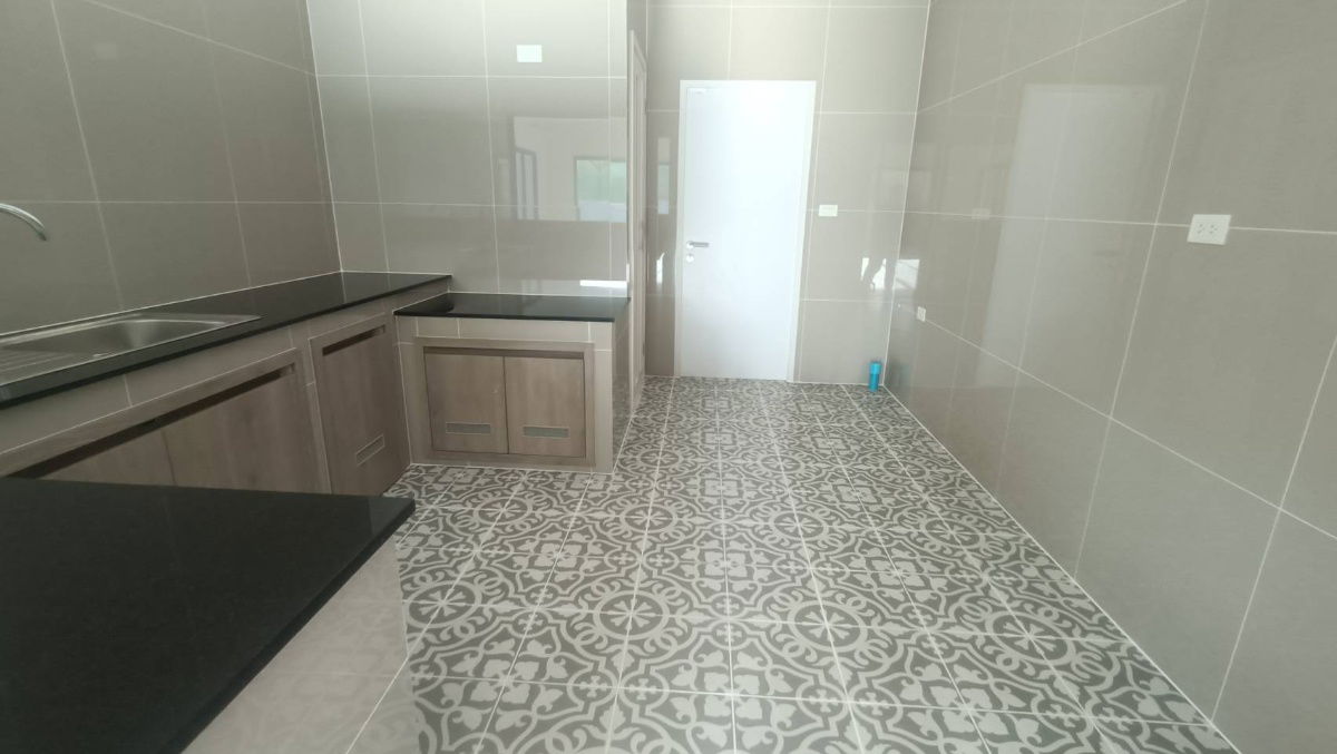 picture 🏡✨ Single House for Sale – Spacious & Functional!   Saransiri Thian Thale 30 Project | Magaret 📍 House No. 8/56lot with ample yard space and privacy - 10/24