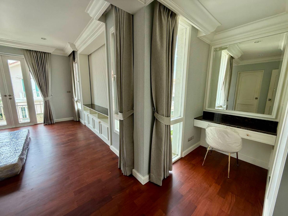 รูป ให้เช่า ลดาวัลย์ ณ เจ้าพระยา |  บ้านหรู สไตล์ Luxury English 3.5 ชั้น รีโนเวทใหม่ทั้งหลัง บรรยากาศเงียบสงบ ติดริมเจ้าพระยา ใจกลางเมือง - รูปที่ 23/36