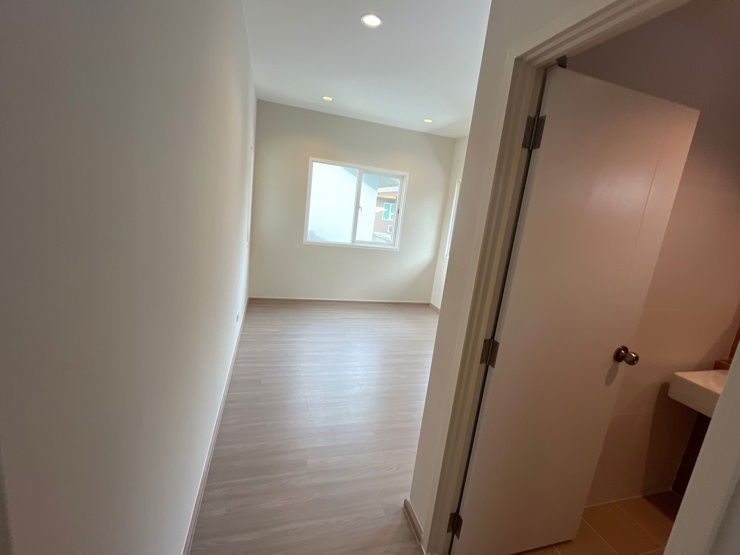 รูป ขายบ้านเดี่ยวสุดคุ้มฟังก์ชั่นใช้งานครบห้องน้ำในตัวทุกห้องนอน เพียง 5.99 ลบ. เลขที่สวยๆ 59/51 - รูปที่ 27/29