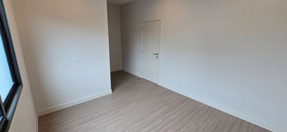 picture 🏠💸 Special Price! Detached House for Sale Project: Saransiri Thian Thale 30 – House No. 8/57 🏠💸 - 3/11