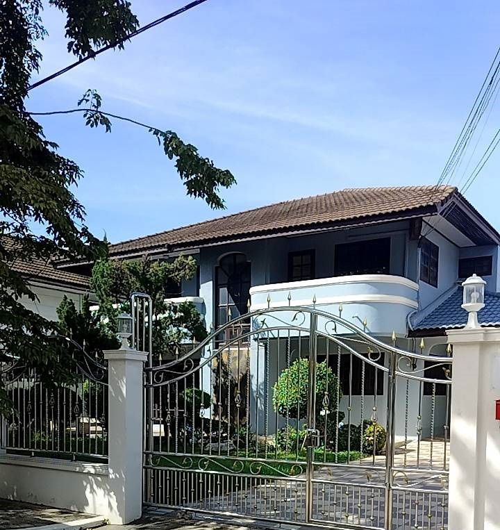 รูป ให้เช่า บ้านเดี่ยว 2 ชั้น 150 ตรว. สวย ๆ บรรยากาศร่มรื่น หลังบ้านติดทะเลสาป อยู่ ใกล้ BIG C แจ้งวัฒนะ - รูปที่ 2/37