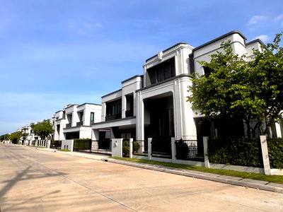 บ้านเดี่ยว กรุงเทพมหานคร : บ้านเดี่ยวสไตล์โมเดิร์น ดีไซน์สง่างามสะท้อนทุกความสำเร็จในชีวิต เศรษฐสิริ วงแหวน จตุโชติ