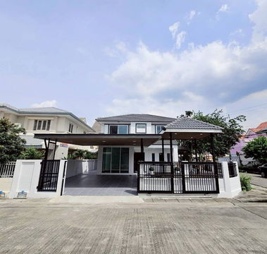 S2926 ขายบ้านเดี่ยว Neighborhome วัชรพล สุขาภิบาล 5 รีโนเวทใหม่ (หลังมุม )